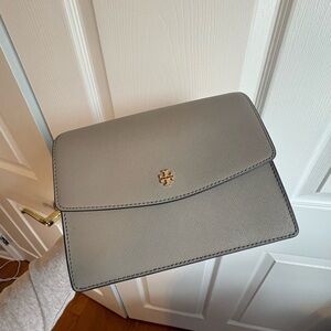 Tory Burch Robinson Convertible Shoulder Bag | NEVER USED